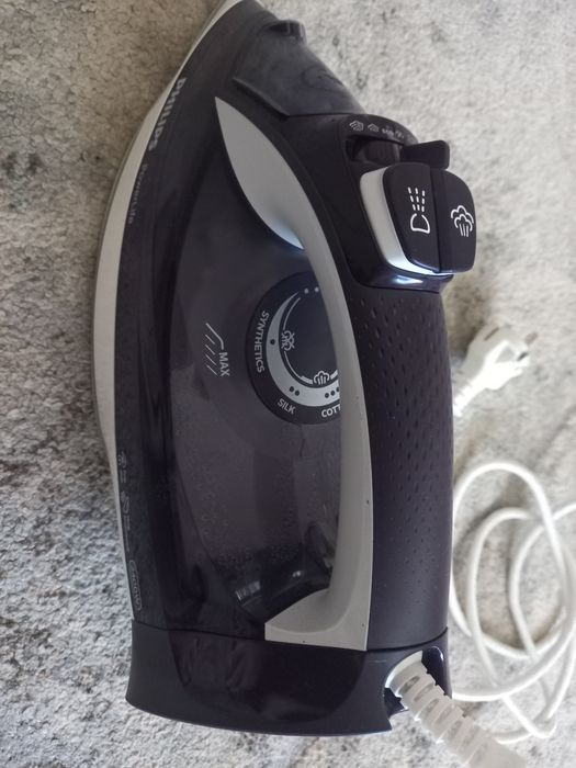 Утюг Philips PowerLife