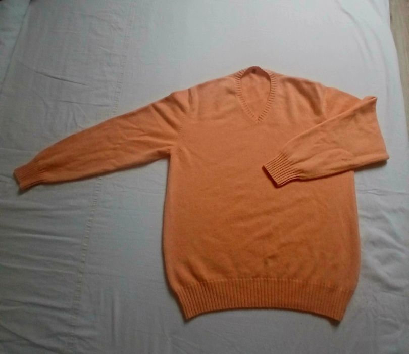 Loro Piana sweter w pięknym kolorze