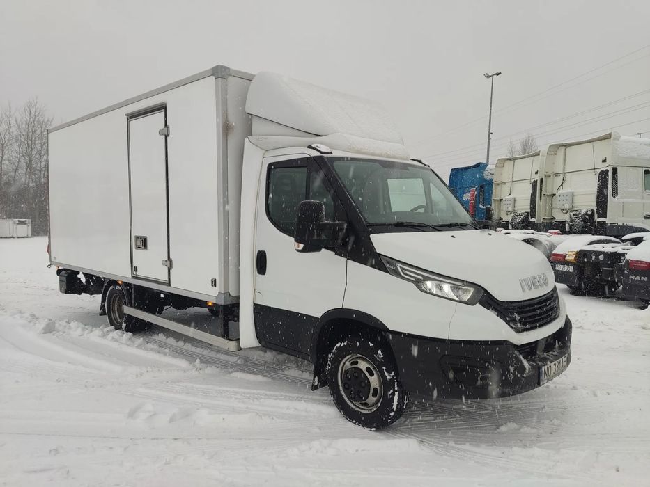 Iveco Daily 50C18 10EP  50c 10EP, Kontener, Winda, Od Dealer