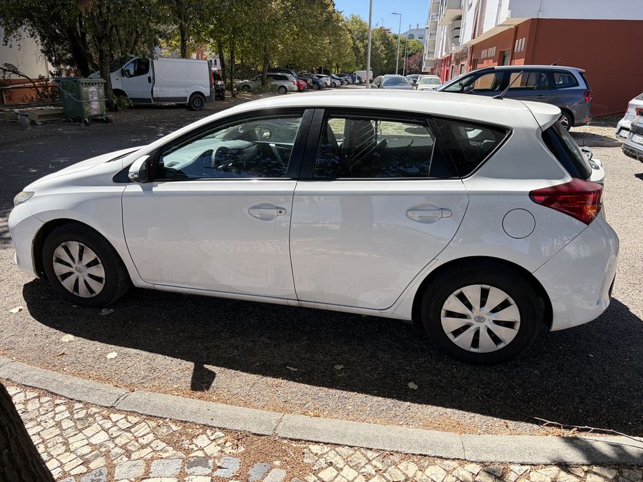 Toyota Auris | 2 lugares