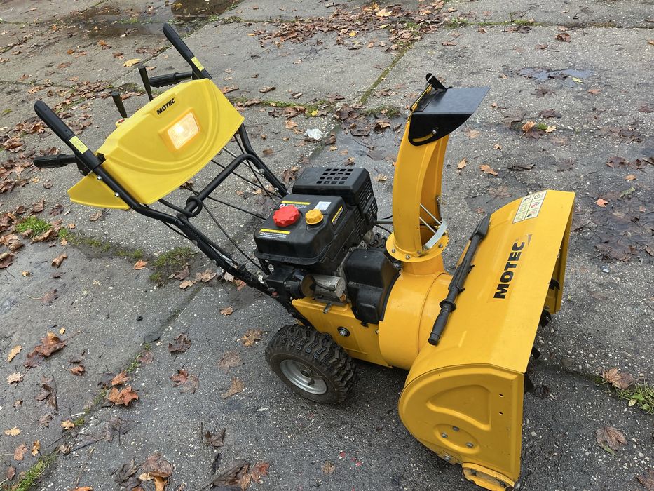 Odsniezarka Motec z napedem. Rozrusznik 230V