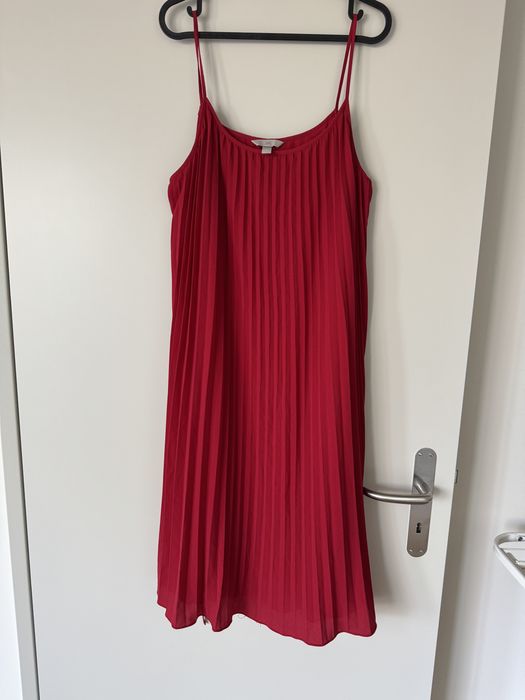 Sukienka plisowana H&M, stan bardzo dobry , rozmiar M