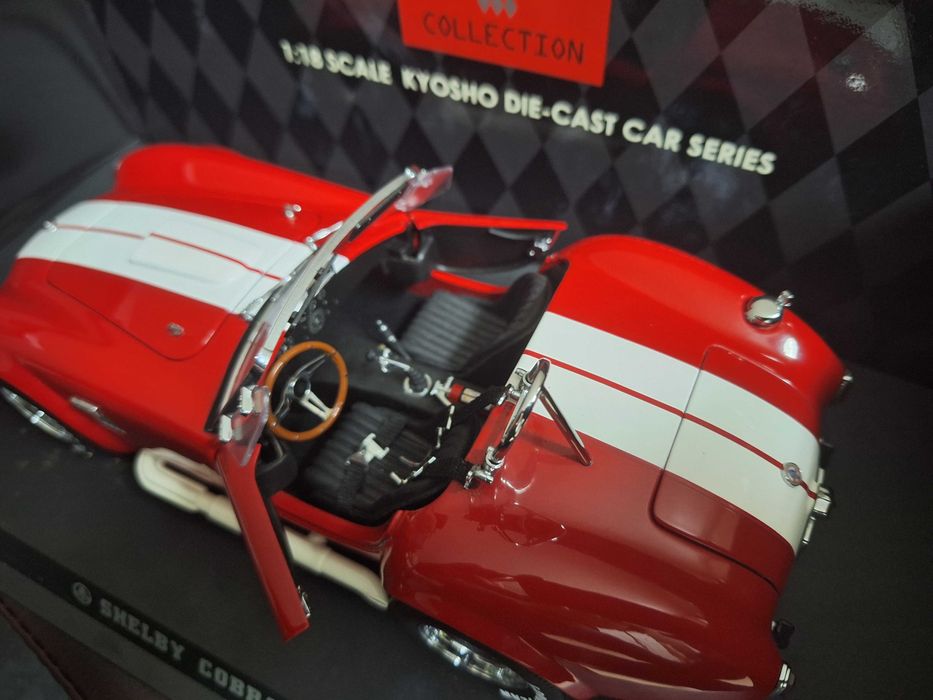 Kyosho 1/18 Shelby Cobra 427 S/C