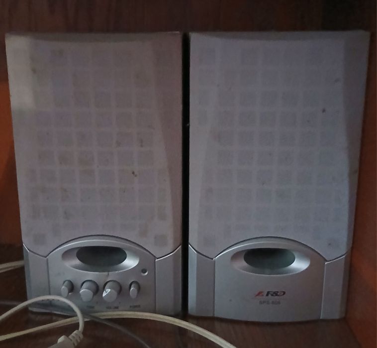 Продам колонки помьютеру