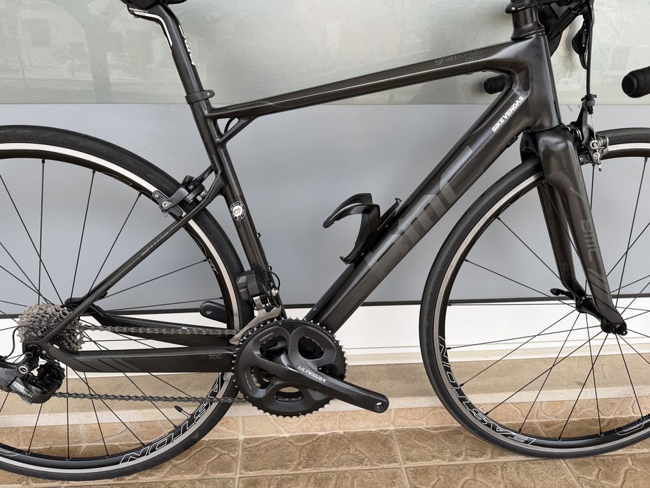 Bicicleta de estrada BMC - Mudancas electricas