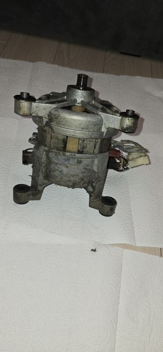 Silnik oryginalny Idemotore Italy pralka Ardo Se810 sprawny