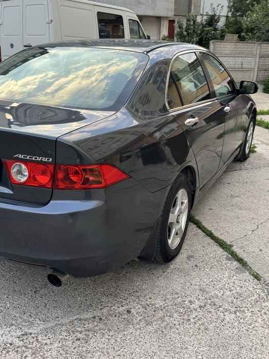Продам автомобіль Honda Accord