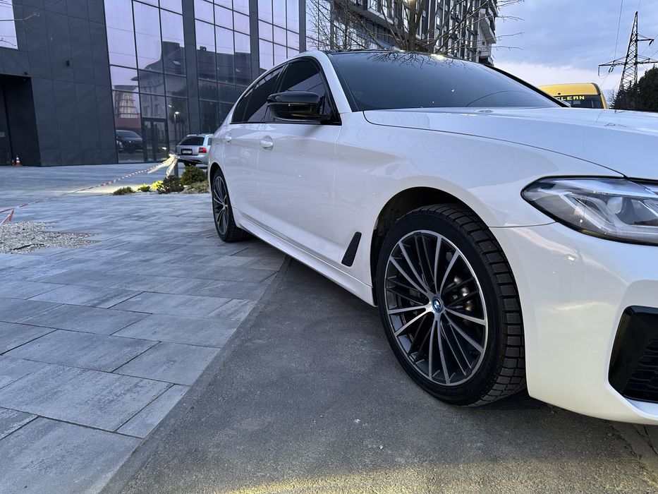 BMW g30 2023 року