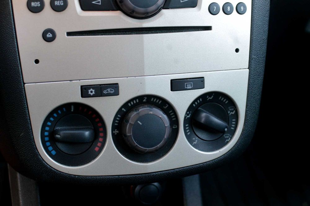 Opel corsa 1.3 cdti