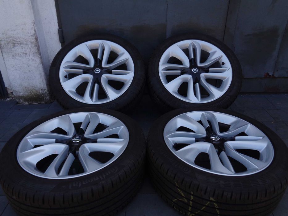 Oryginalne alufelgi Opel 17 cali 4x100 Corsa Astra Meriva, opony 7,5mm