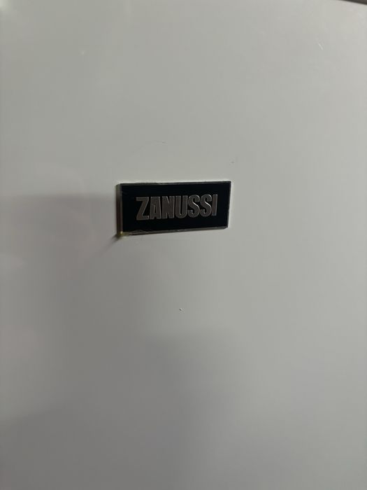ZANUSSI ZRG11600WA lodowka