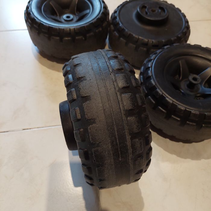 4 Rodas para atrelado kaiak/surfcasting