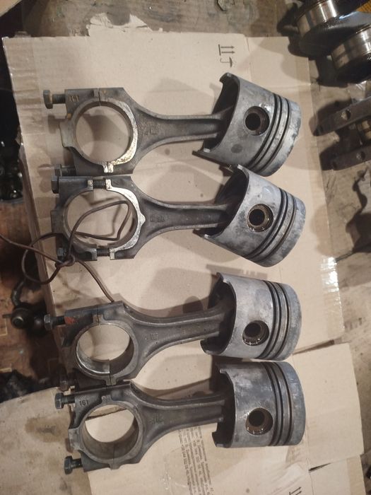 Опель  1.6 16d 16da поршня ремонт кадет шатуни колінвал блок