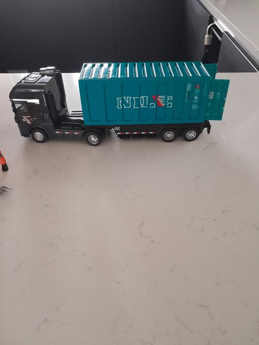 2 super auta dla chłopca