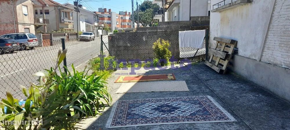 2 Moradias T2 para remodelar em São João da Madeira