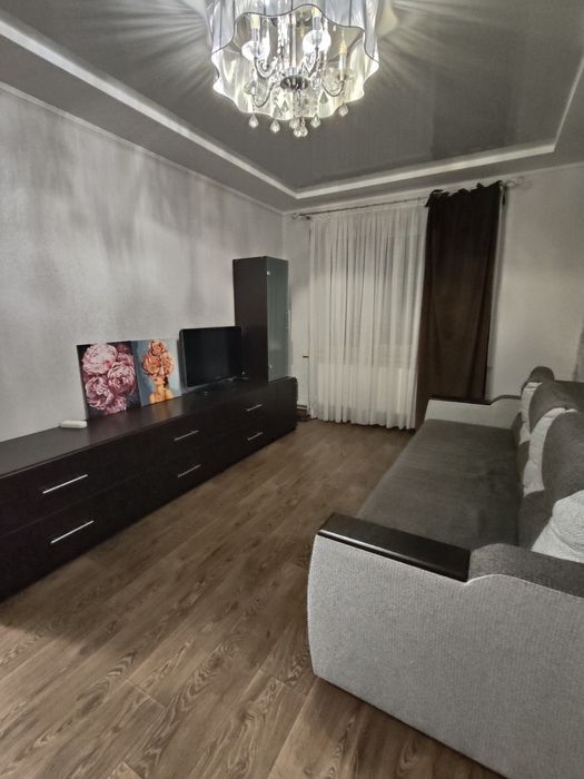 Здається в оренду 2 кімнатна квартира