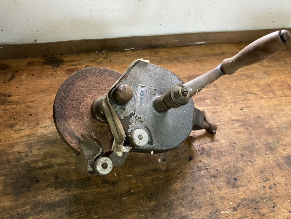 Esmeril manual Peugeot