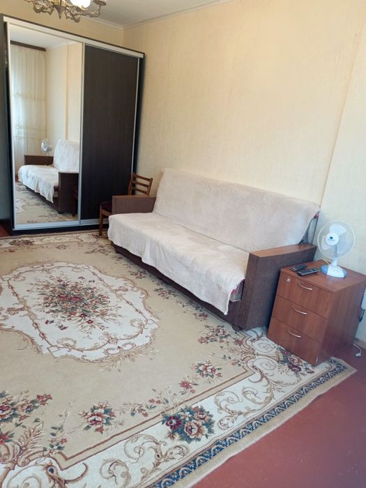 Подобово здам квартиру. Пуща водиця. Київ. Трикімнатна. Бронювання.