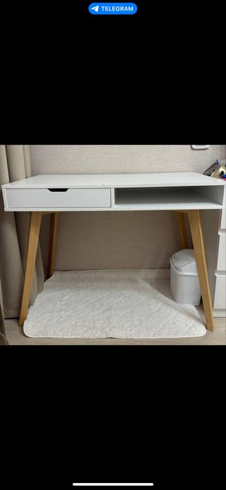 Стол компьюторый