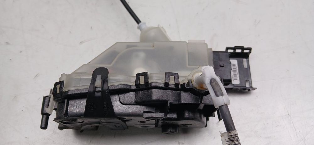 Fechadura / fecho porta trás direito CITROËN C3 III (SX)