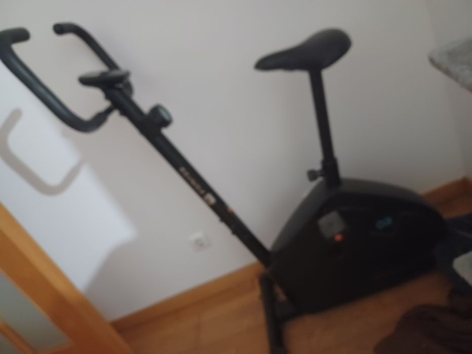 Bicicleta bom estado comprei em france nova