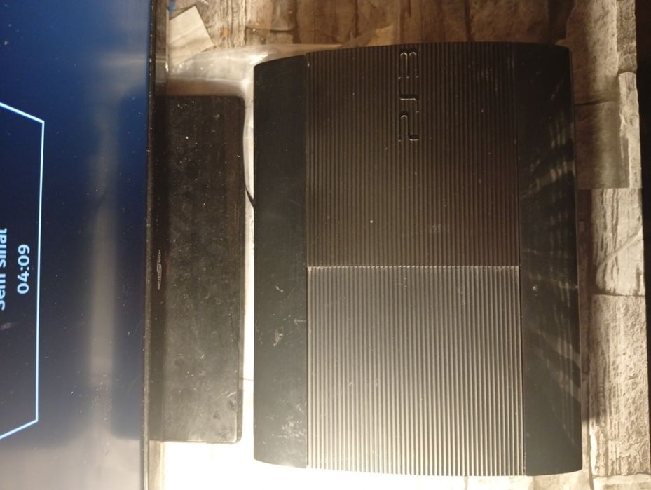 Ps3 Super Slim 1Tb Com leitor de discos estragado