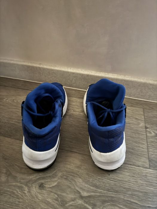 Nike Air Max Axis, оригінальні кросівки 38