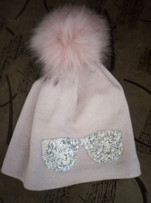 Шапка на дівчинку