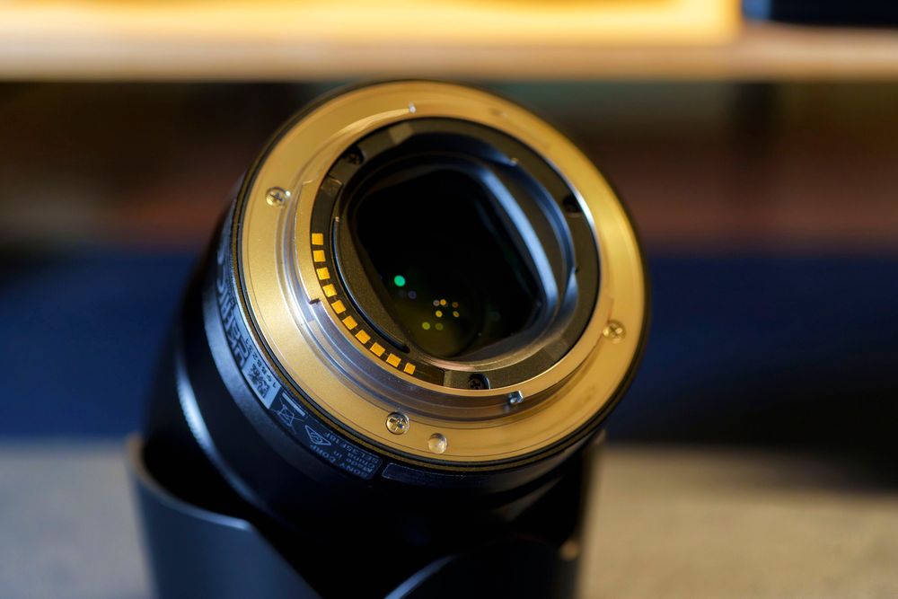 Sony 35mm f/1.8 – Como Nova (com caixa)