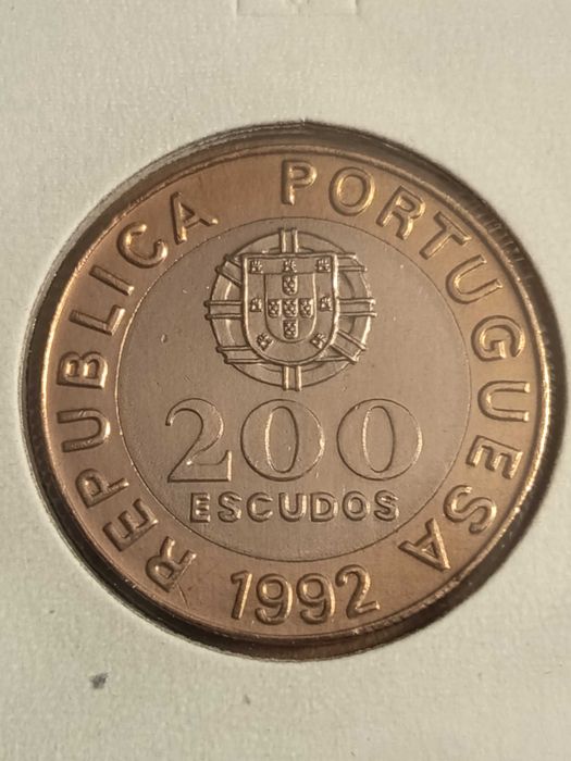 Moedas de 200 escudos Bimetálicas - De rolo