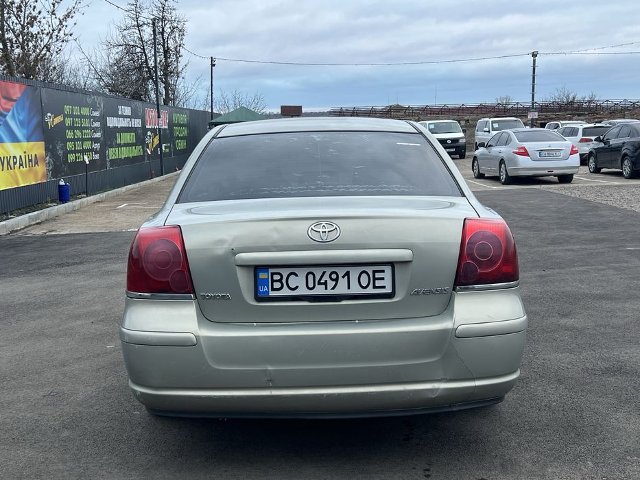 Toyota Avensis 1.8 газ/бенз