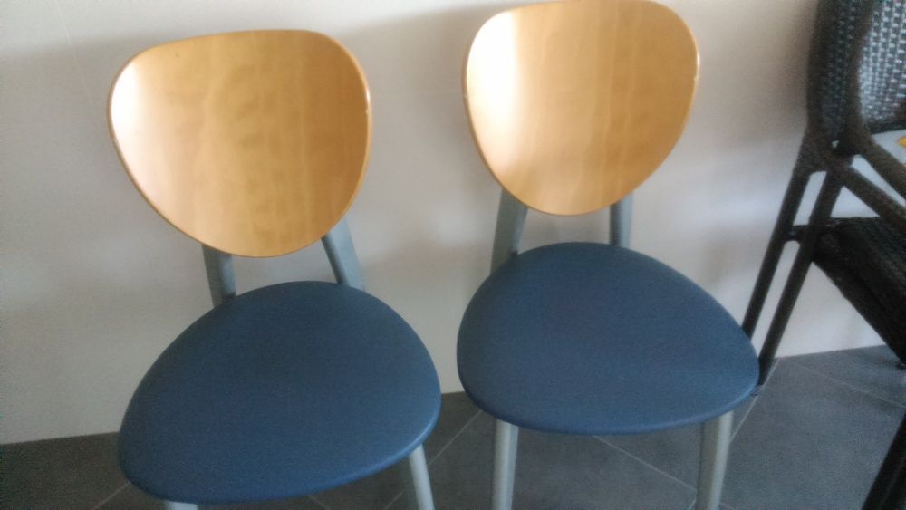 2 cadeiras de cozinha