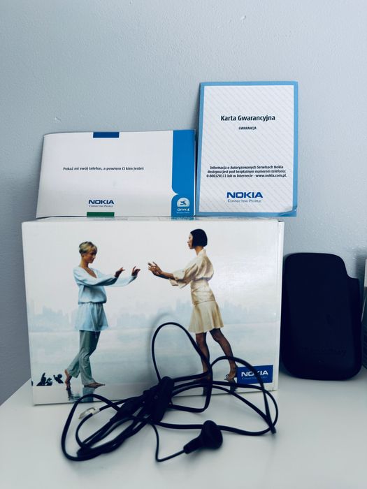 Zestaw kolekcjonerskich telefonów komórkowych Nokio, Siemens, Huawei