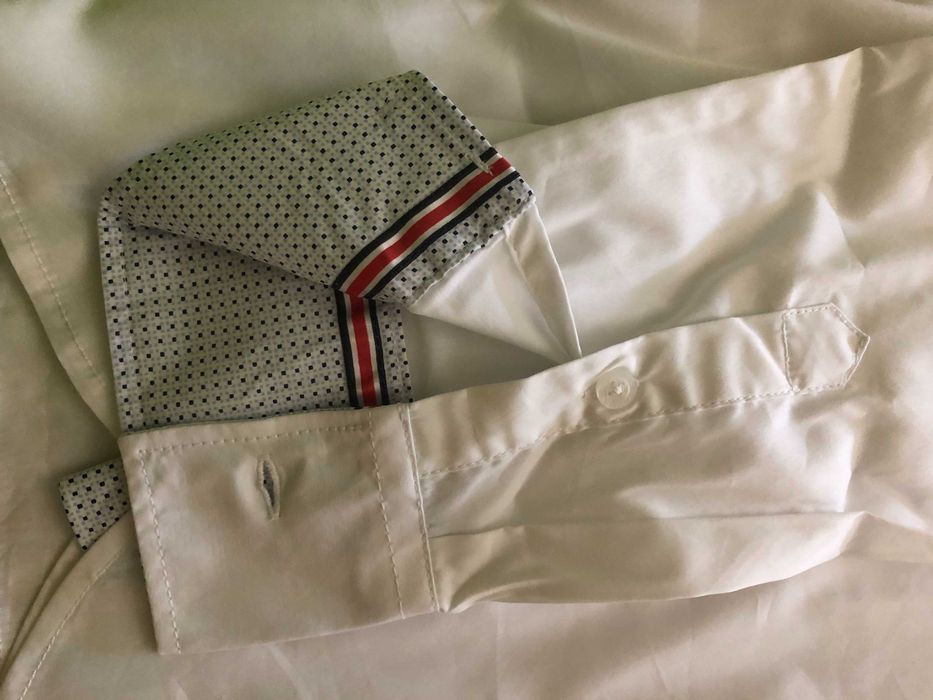 Camisa branca Guess - tam. L NOVA