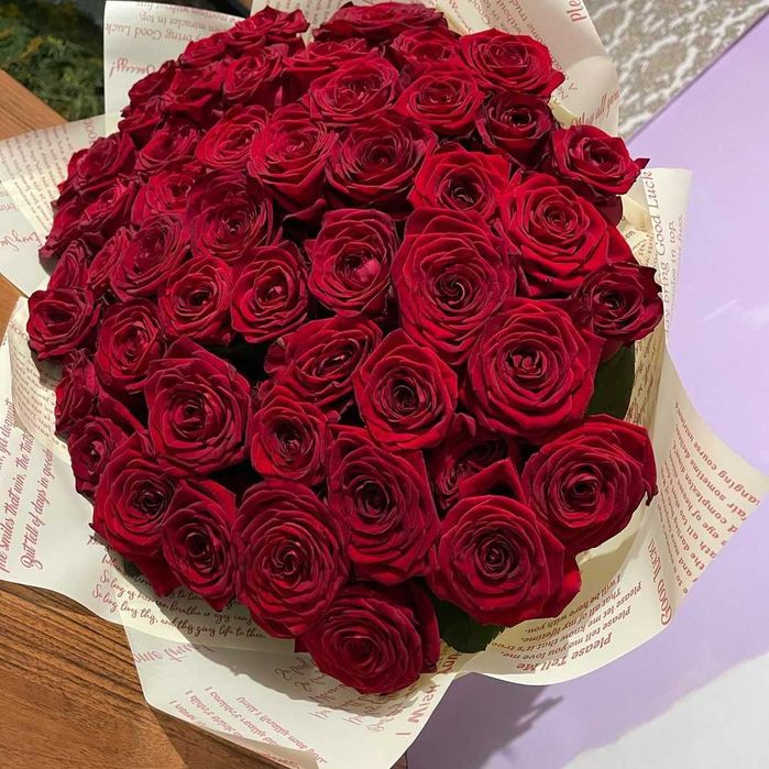 Букет 25 роз, цветы