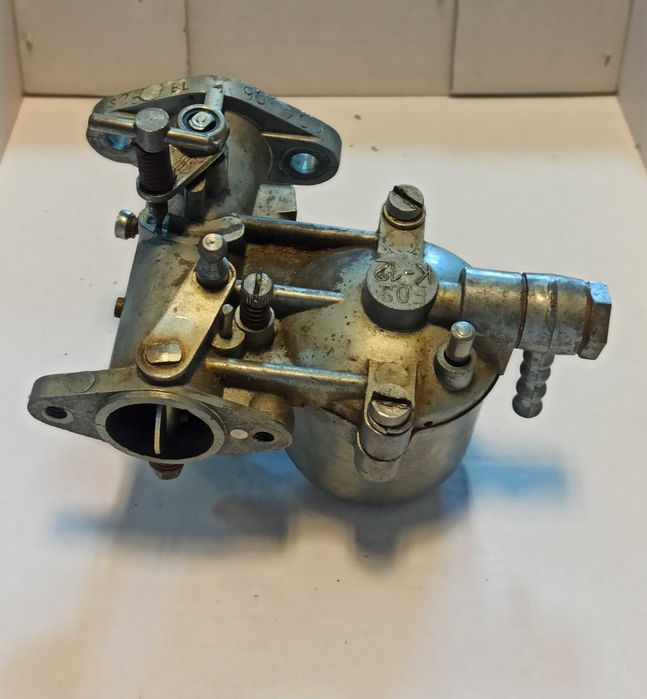 Wojskowy gaźnik do silnika agregatu PAB-2 kolekcjonerski wojsko