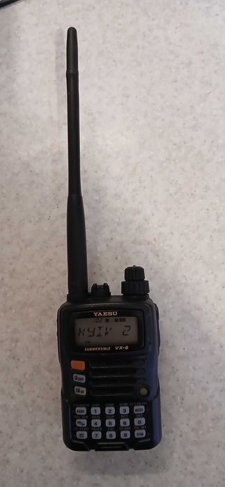 Радіостанція YAESU VX-6