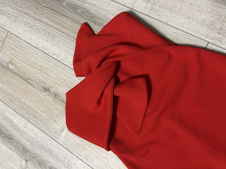 Червона коктельна сукня 34/хс