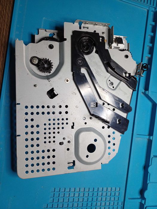 Mechanika Korpus Prawy Laser HP LaserJet P1102-Oryginalna, z Demontażu