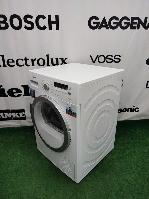 Сушильна машина з тепловим насосом Siemens IQ300