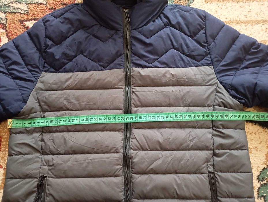 Демісезонна курточка на хлопця