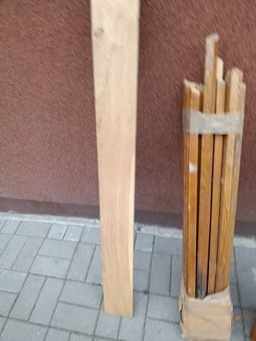 schody dębowe tralki dębowe