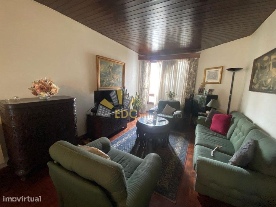 Apartamento T3 com suíte no Monte do Estoril | Excelente potencial ...