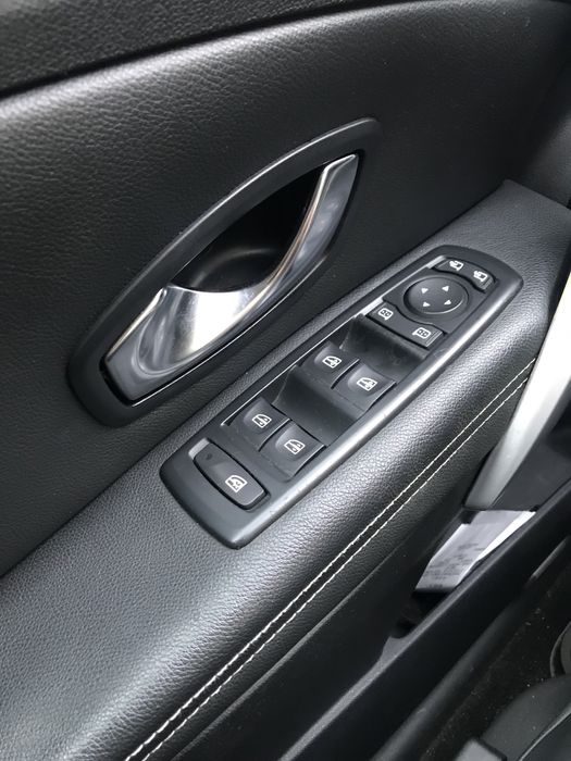 Megane 2011 Bose Edition Branca