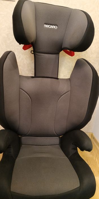Автокрісло RECARO Monza Nova EVO Seatfix