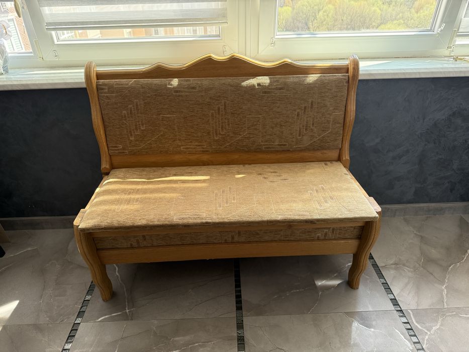 Диванчик з нішею