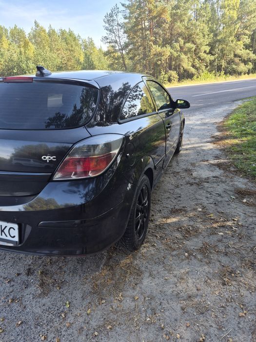 Продам Opel Astra GTC