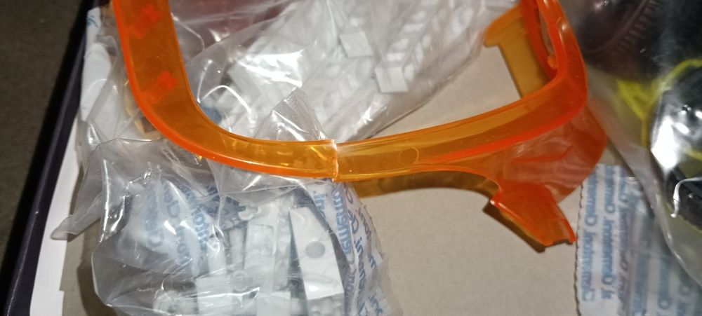 NOWE KLOCKI CLEMENTONI, Samochód i konstrukcje mechaniczne. 60595.