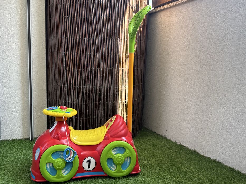 Carrinho musical de brincar da Chicco