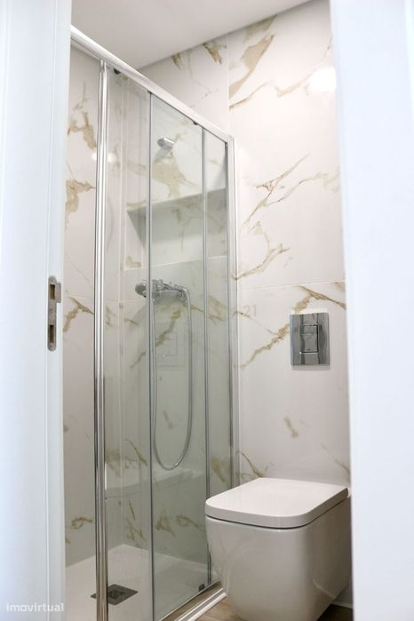 Apartamento T2 Renovado em Marvila – Lisboa